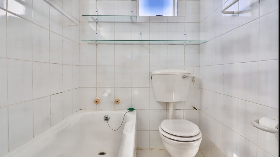 To Let 5 Bedroom Property for Rent in Vermont Western Cape